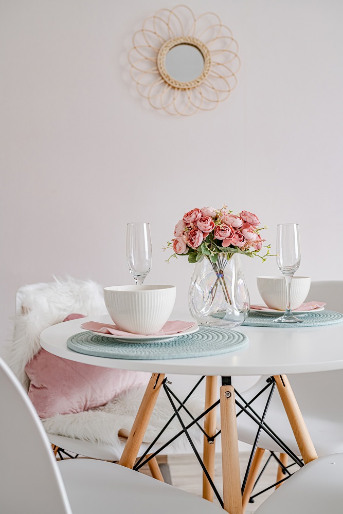 Baross nappali asztal dekorral