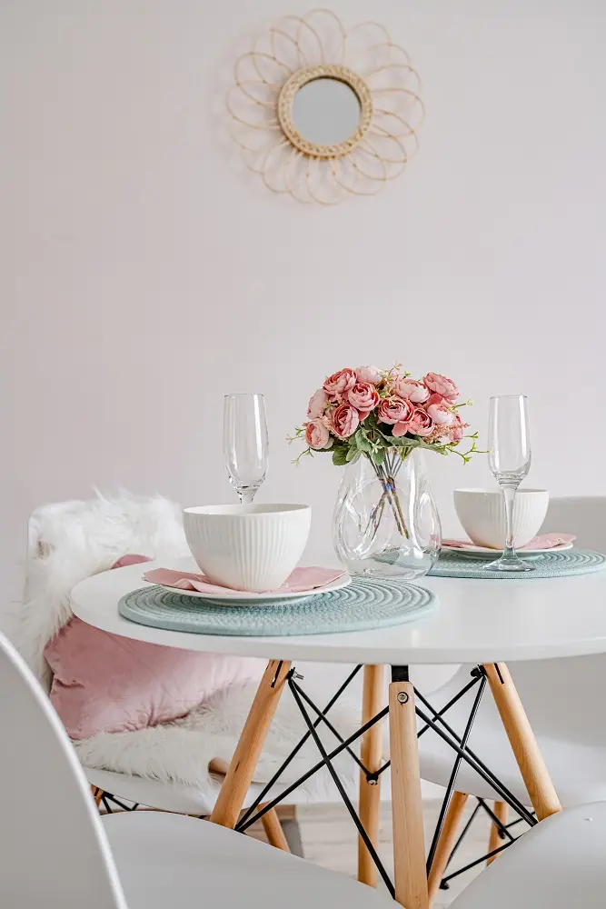 Baross nappali asztal dekorral