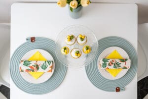 Egyetem közelében konyha asztal dekorral