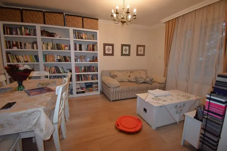 Csigekert nappali előtte